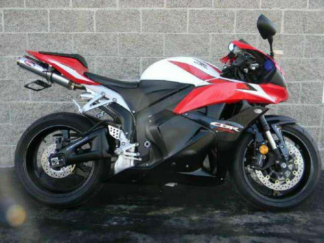 2009 honda cbr600rr  sportbike 