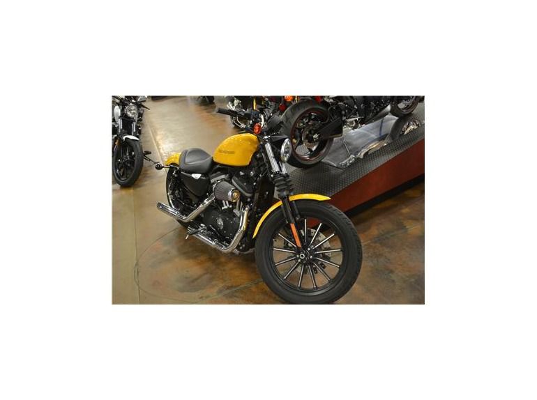 2011 Harley-Davidson XL883N - IRON 883 