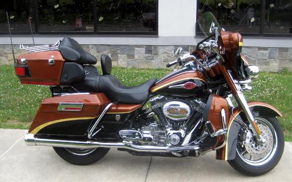 2008 Harley-Davidson CVO Screamin&#039; Eagle Ultra Classic Electra Glide