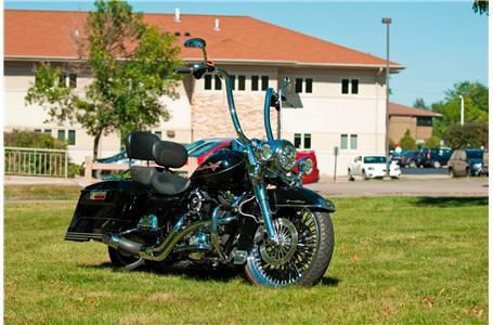 2010 Harley-Davidson FLHR - ROAD KING Cruiser 