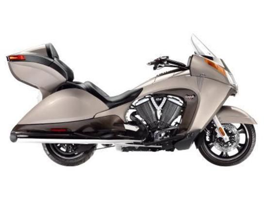 2013 Victory Victory Vision Tour - Gold Mist Metallic 