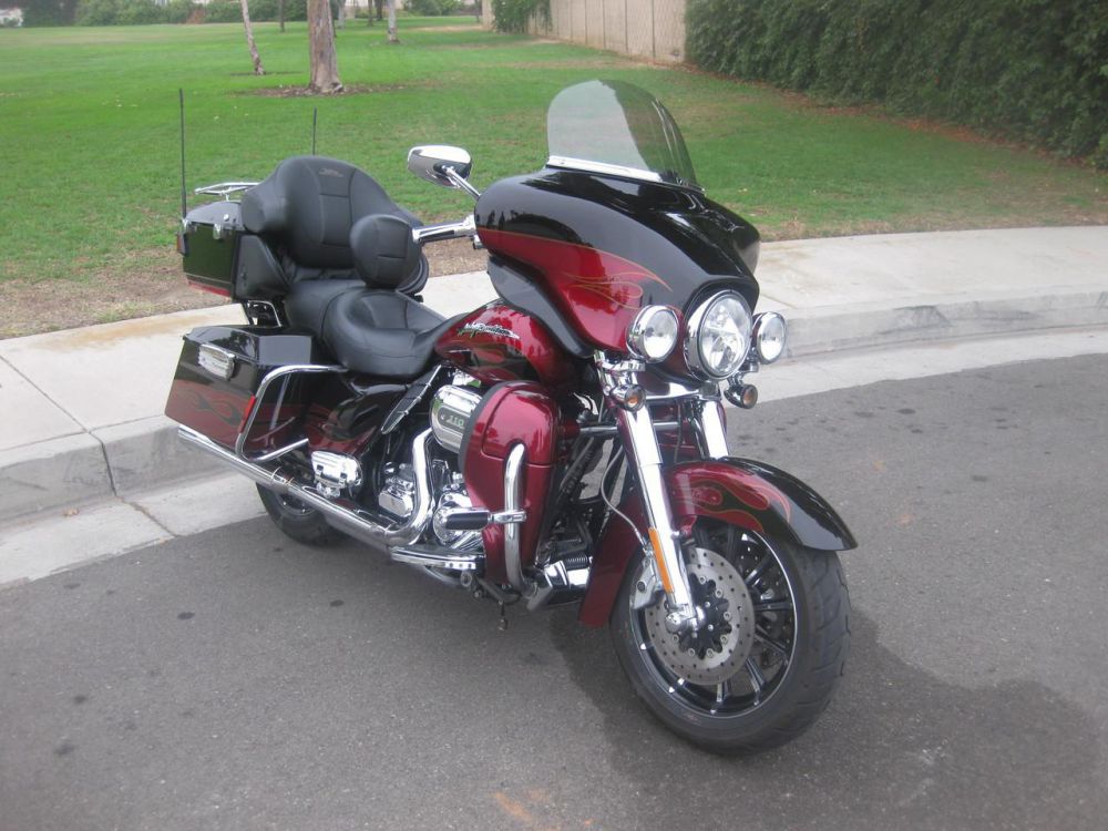 2011 Harley-Davidson ELECTRA GLIDE ULTRA CLASSIC Touring 