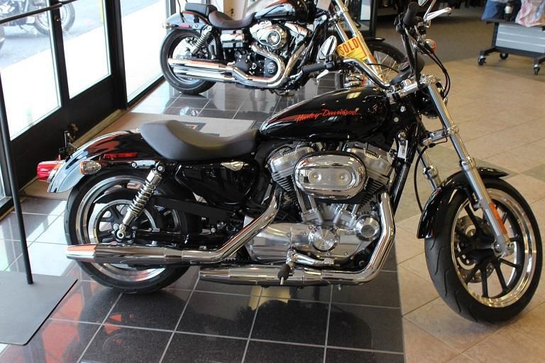 2013 Harley-Davidson SPORTSTER SUPERLOW Cruiser 