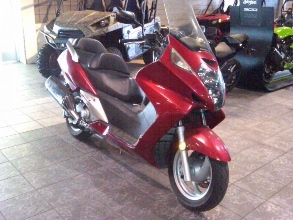 2003 honda silver wing  scooter 