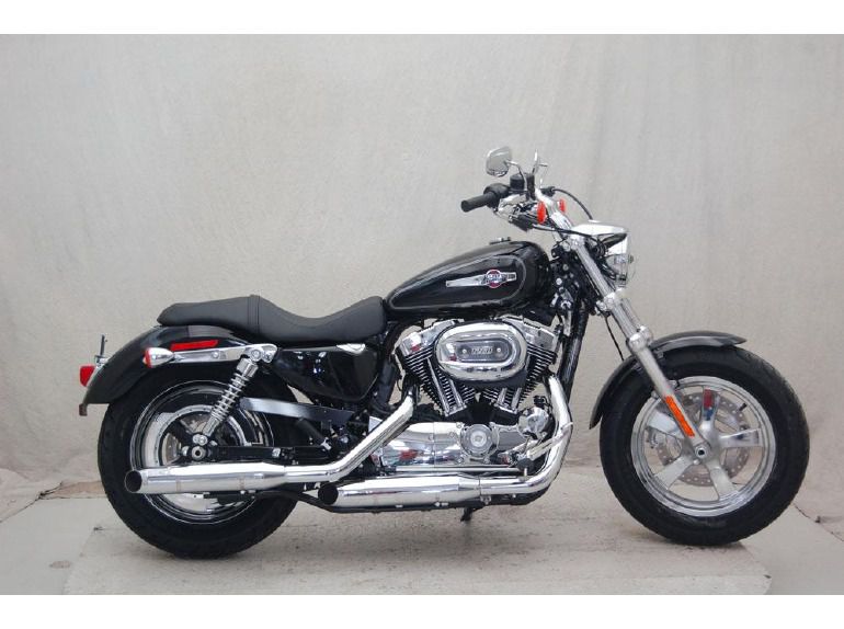 2014 Harley-Davidson XL1200C 