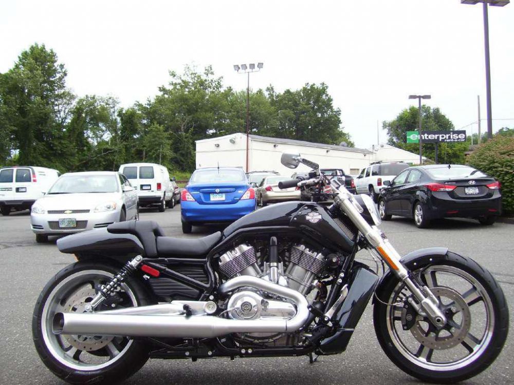 2013 Harley-Davidson VRSCF V-Rod Muscle Cruiser 