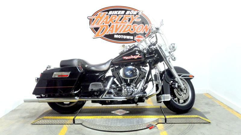 2002 Harley-Davidson FLHR Cruiser 