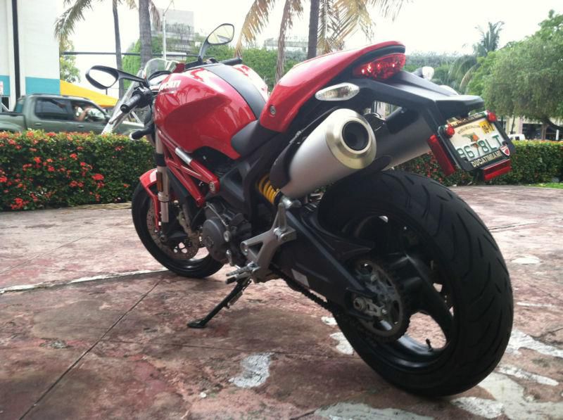 2010 Red Ducati Monster 696