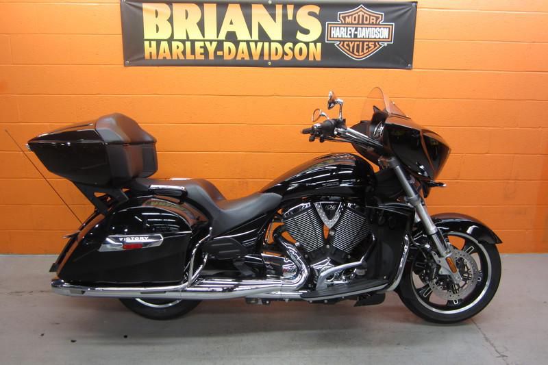 2010 Victory Cross Country Cruiser 