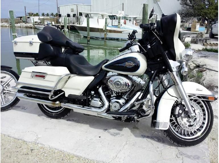 2012 Harley-Davidson Electra Glide CLASSIC Touring 