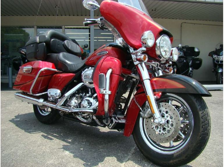 2007 Harley-Davidson CVO Screamin' Eagle Ultra Classic Elect 