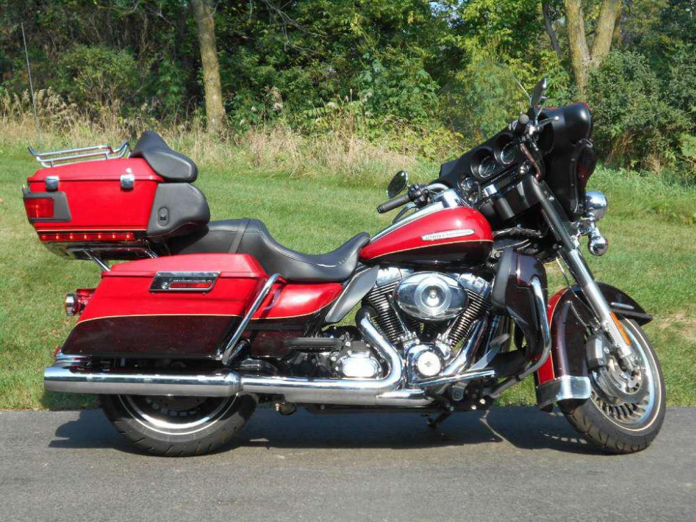 2011 Harley-Davidson FLHTK Electra Glide Ultra Limited Touring 