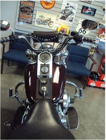 2005 Harley-Davidson FLSTC CLASSIC Cruiser 