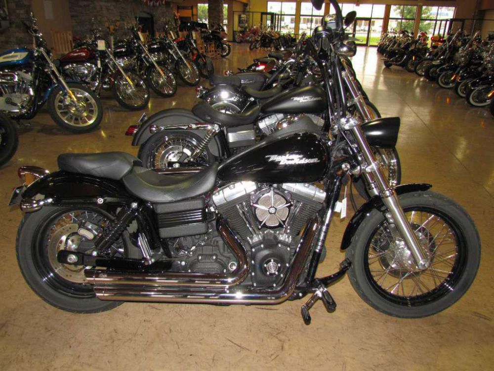 2009 Harley-Davidson FXDB Dyna Street Bob Cruiser 