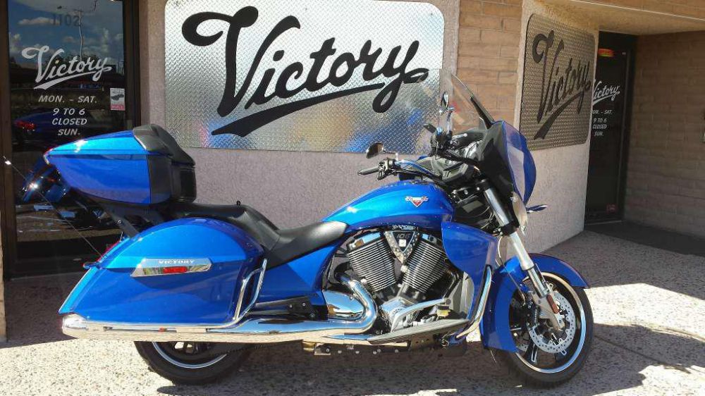 2013 victory cross country tour  touring 