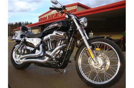 2009 Harley-Davidson XL1200C Sportster Custom Cruiser 