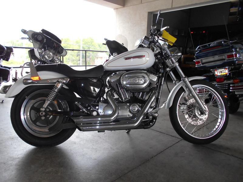 2008 Harley-Davidson XL1200C - Sportster 1200 Custom Standard 