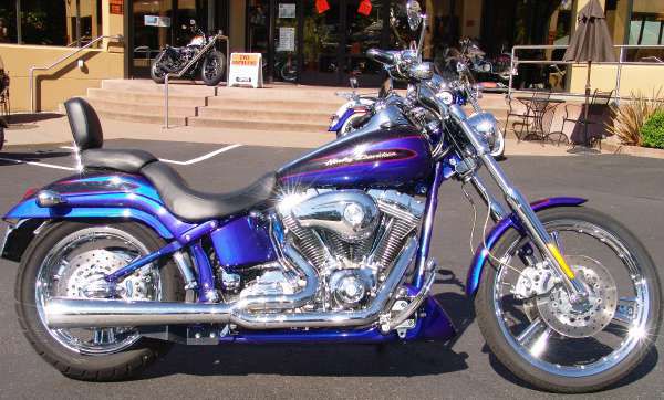 2004 Harley-Davidson FXSTDSE&sup2; Screamin&#039; Eagle Softail Deuce